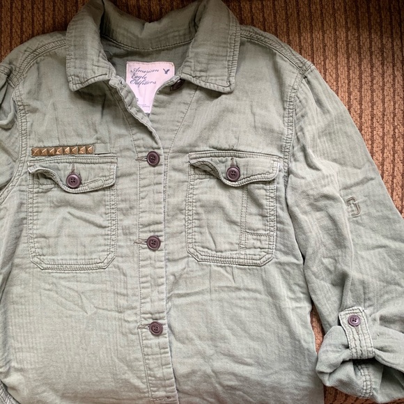 AE Army Green Gauze Button-down Top - Picture 6 of 10